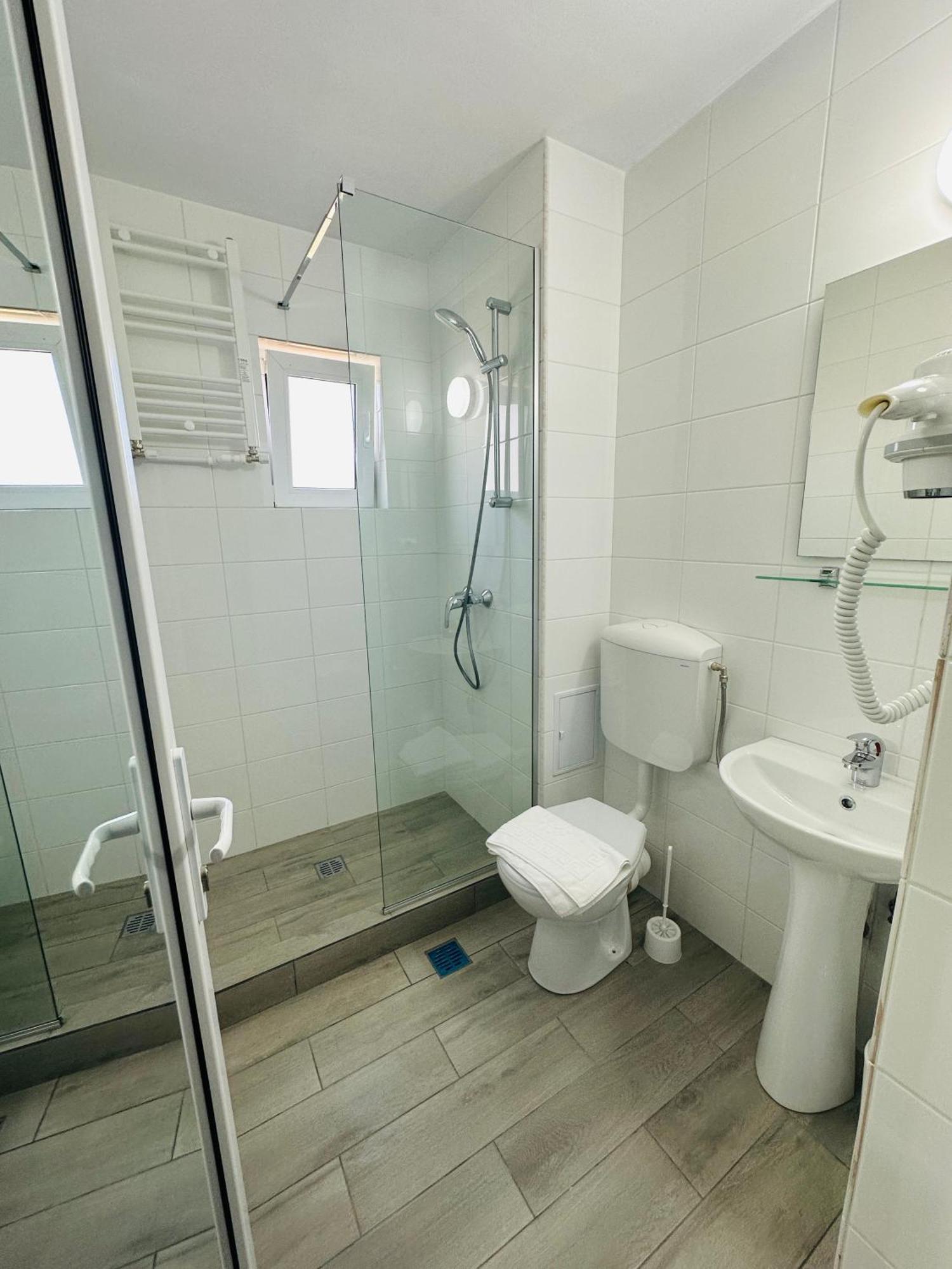Casa Barina Costinesti Otel Dış mekan fotoğraf
